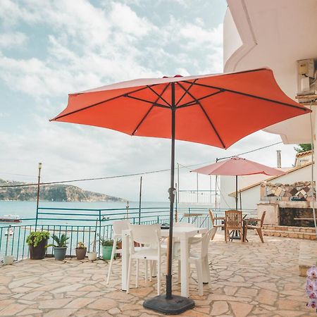 Rooms By The Sea Хімара Екстер'єр фото