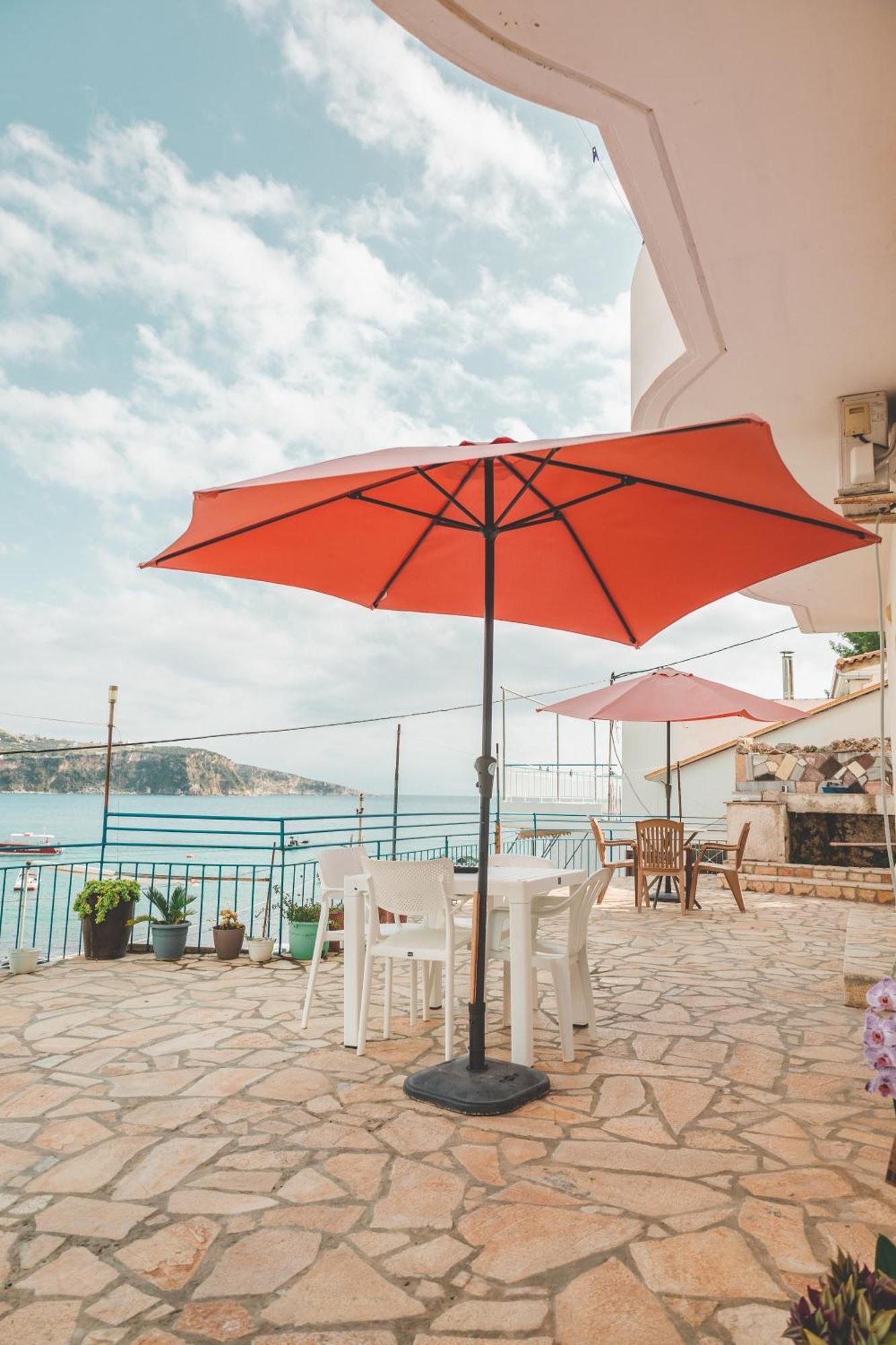 Rooms By The Sea Хімара Екстер'єр фото