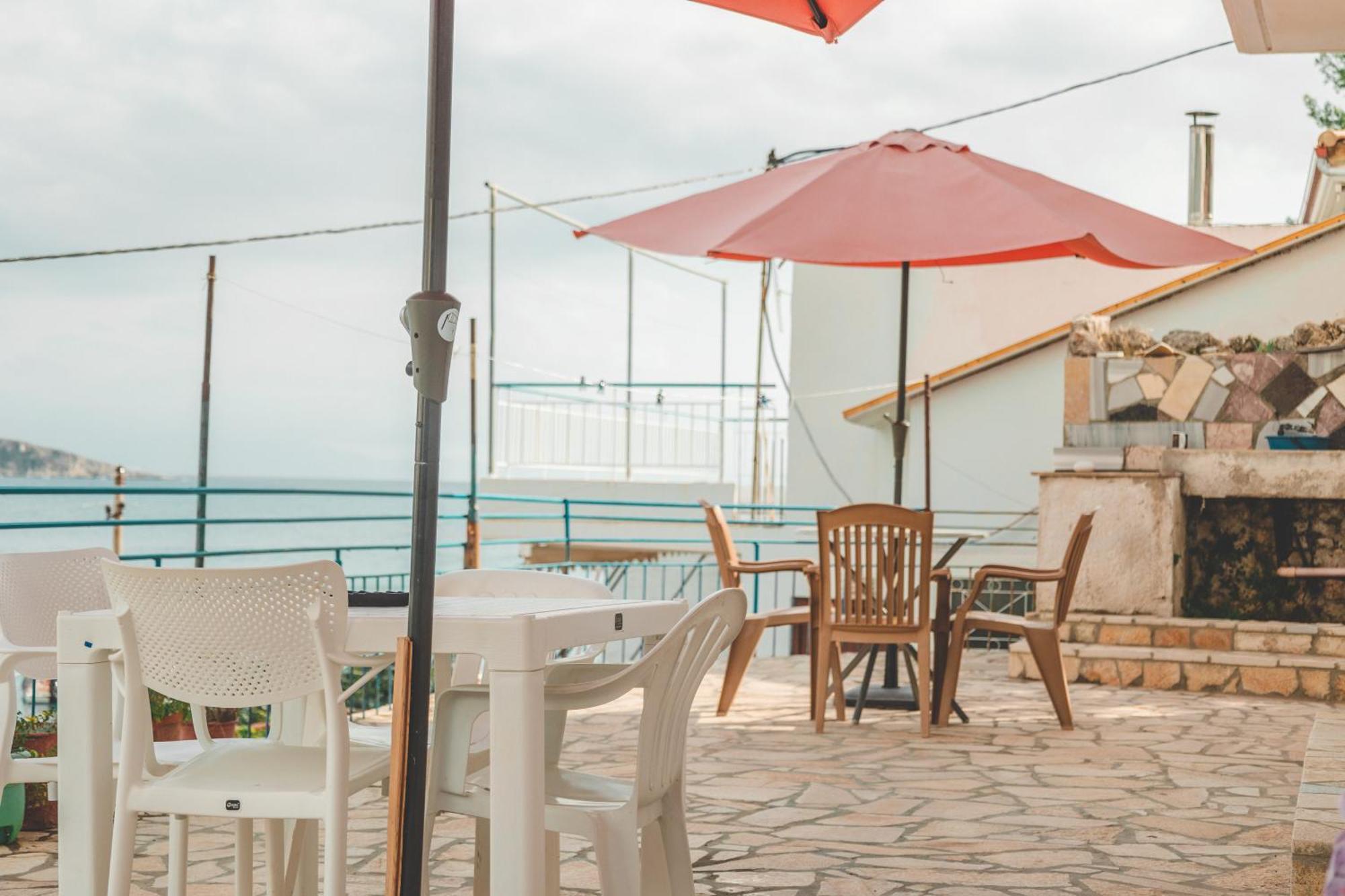 Rooms By The Sea Хімара Екстер'єр фото